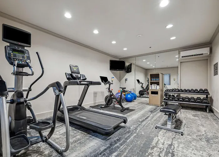 Best Western Plus Downtown Inn & Suites