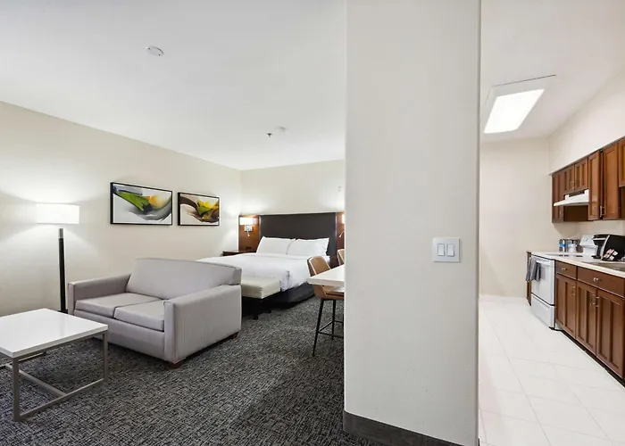 Best Western Plus Downtown Inn & Suites