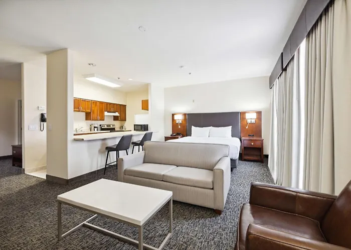 Best Western Plus Downtown Inn & Suites