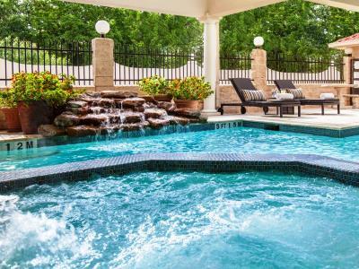 Western Downtown Inn&suites Hotel 3*